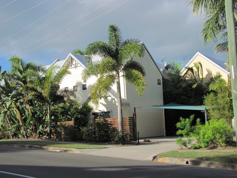 5/9 Orana Avenue, Boyne Island QLD 4680