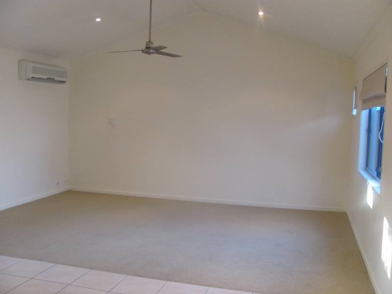 5/9 Orana Avenue, Boyne Island QLD 4680