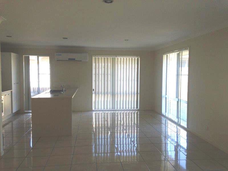 16 Daintree Blvd, New Auckland QLD 4680