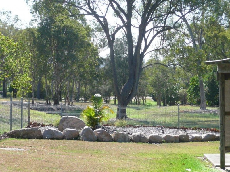 15 Wilkins Street, West Gladstone QLD 4680