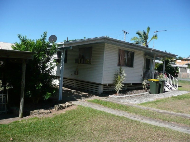 15 Wilkins Street, West Gladstone QLD 4680