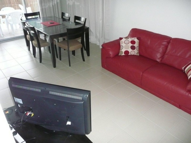 Unit 1/18 McCann Street, South Gladstone QLD 4680