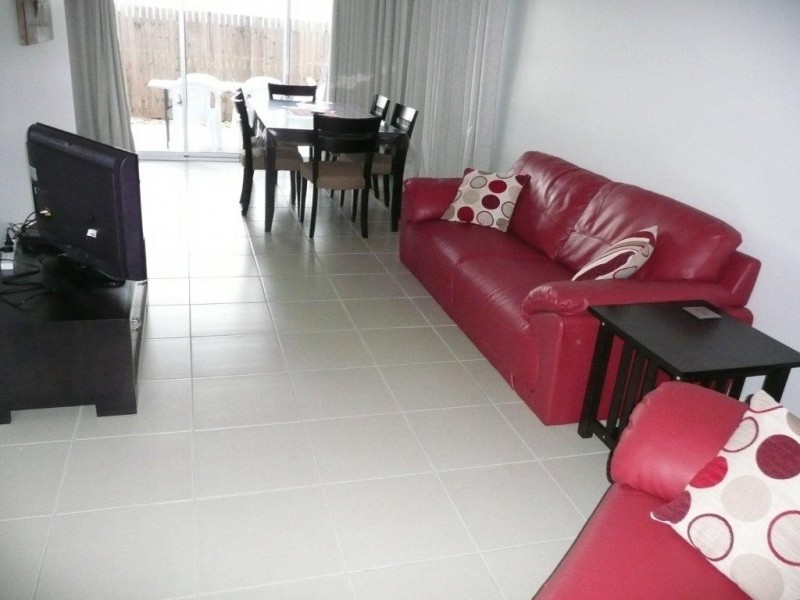 Unit 1/18 McCann Street, South Gladstone QLD 4680