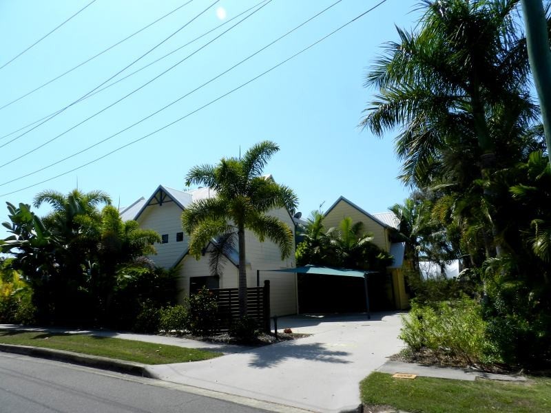 3/9 Orana Avenue, Boyne Island QLD 4680