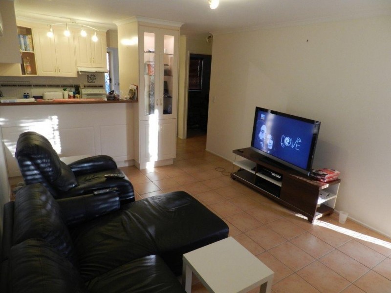 4/40 Marten Street, South Gladstone QLD 4680