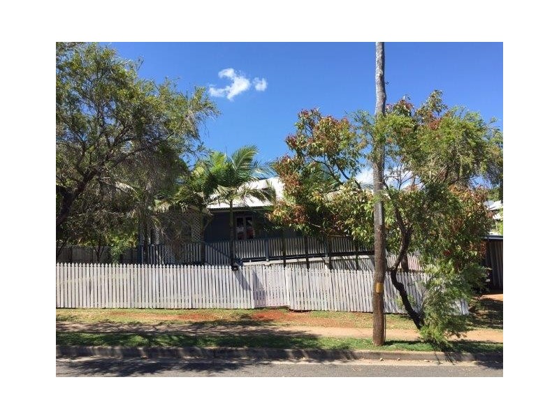 35 Roseberry Street, Gladstone QLD 4680