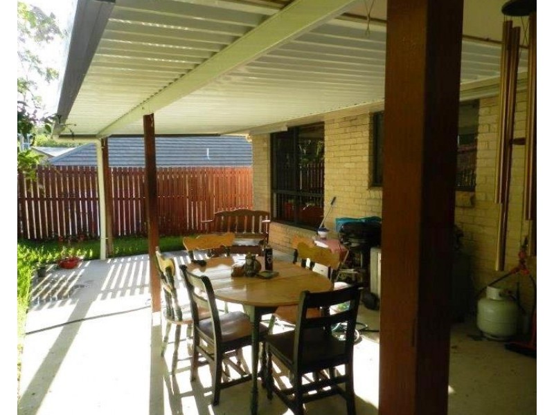 6 Lauren Court, South Gladstone QLD 4680