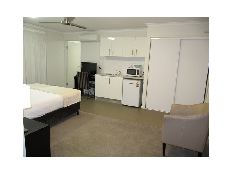 301 / 66 – 68 Oaka Lane, Gladstone QLD 4680