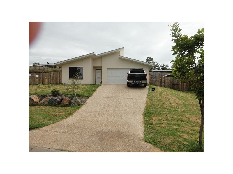 35 Stoneybrook Drive, Glen Eden QLD 4680