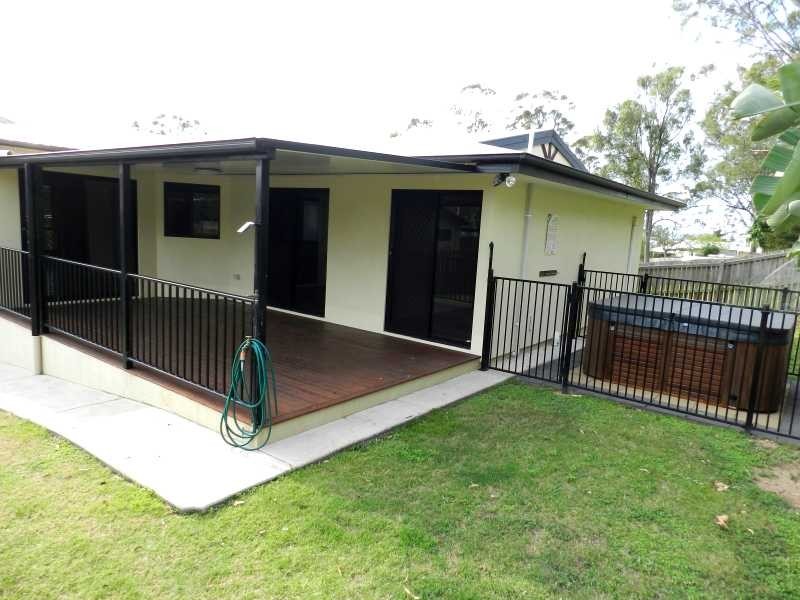 12 Walnut Street, Gladstone QLD 4680