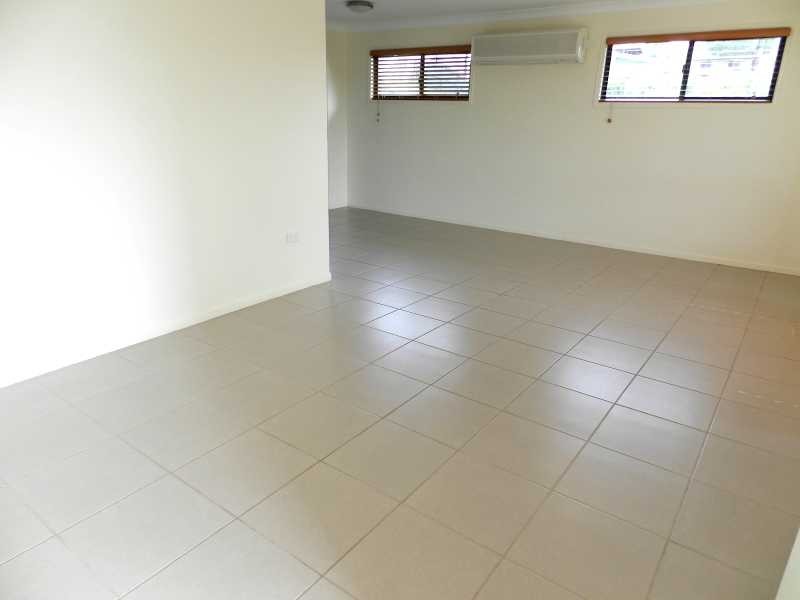 12 Walnut Street, Gladstone QLD 4680