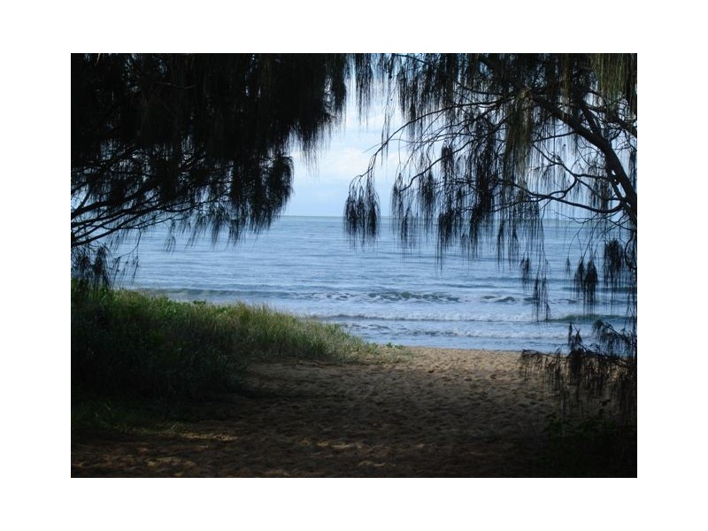 30 Beach Avenue, Tannum Sands QLD 4680