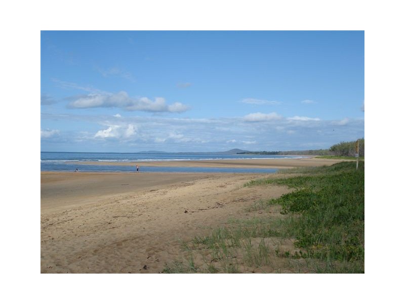 30 Beach Avenue, Tannum Sands QLD 4680