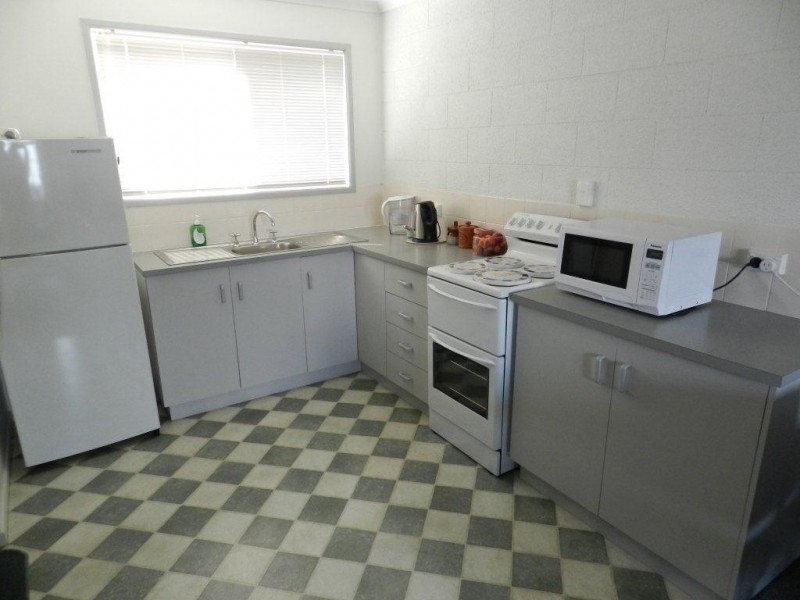 8 – 10 Chapman Drive, Gladstone QLD 4680