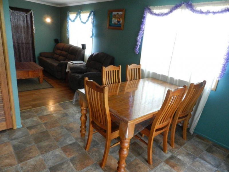 6 Berrigan Court, Gladstone QLD 4680