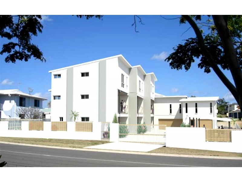 30 Beach Avenue, Tannum Sands QLD 4680