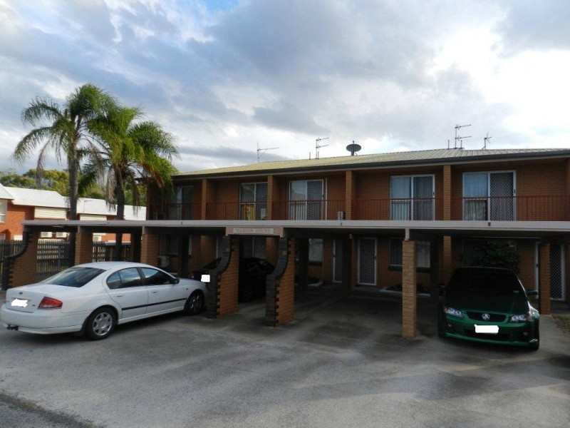 2/4 Elizabeth Street, Tannum Sands QLD 4680