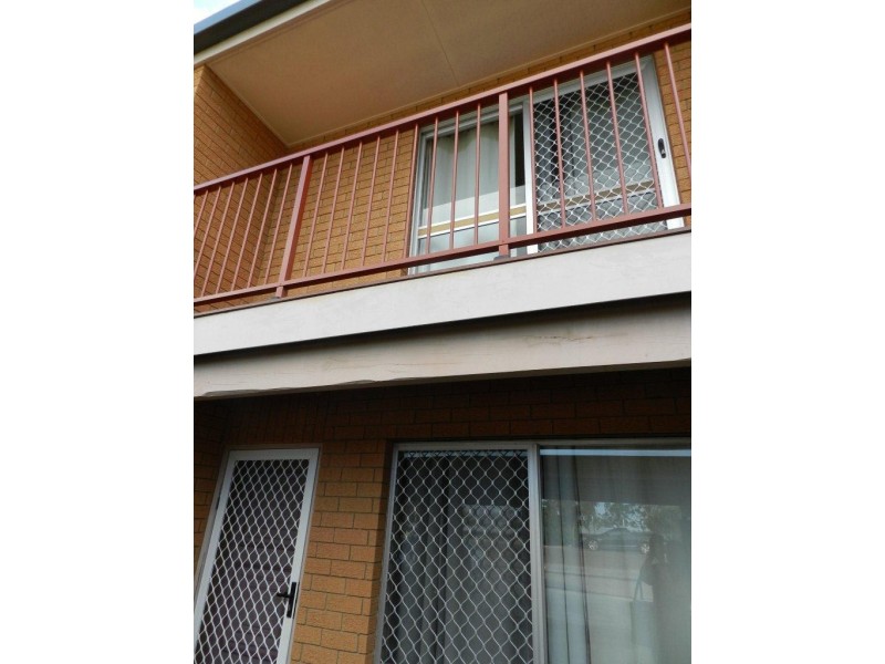 2/4 Elizabeth Street, Tannum Sands QLD 4680