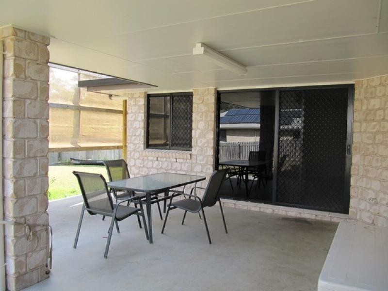 33 Southern Cross Close, Telina QLD 4680