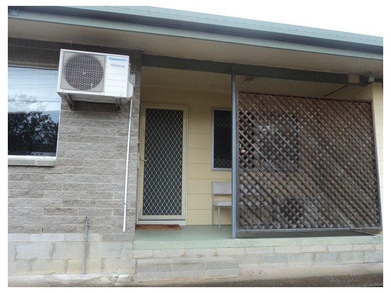 2/9 Mc Cann Street, South Gladstone QLD 4680