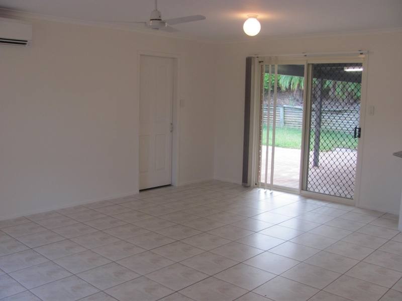 18 Curtis Avenue, Boyne Island QLD 4680