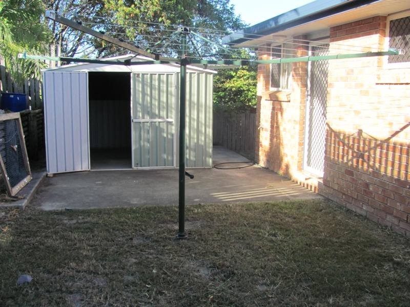 18 Curtis Avenue, Boyne Island QLD 4680