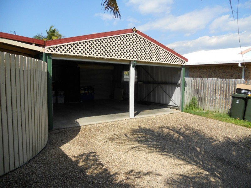 22 Curtis Avenue, Boyne Island QLD 4680