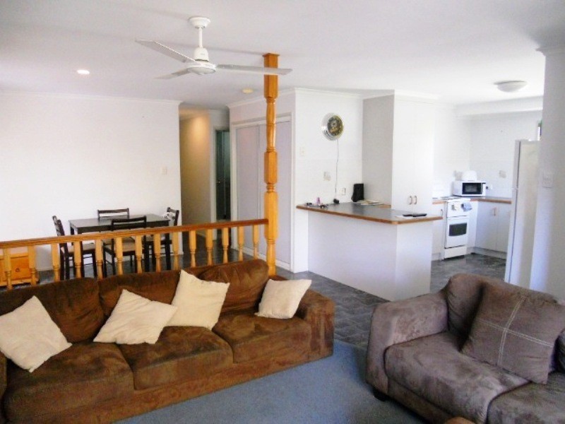 22 Curtis Avenue, Boyne Island QLD 4680