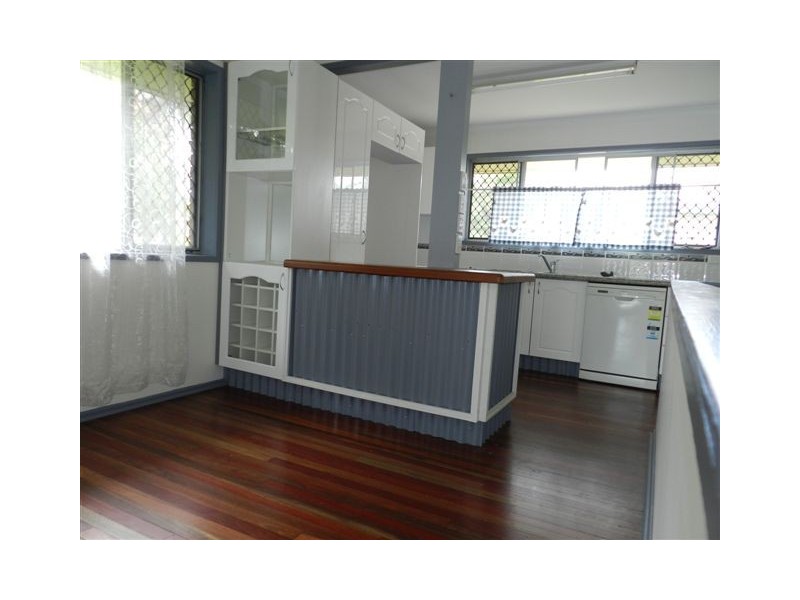 10 Jupiter Street, Telina QLD 4680