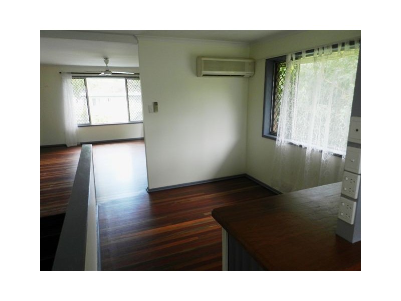 10 Jupiter Street, Telina QLD 4680