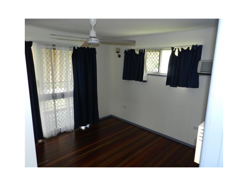 10 Jupiter Street, Telina QLD 4680