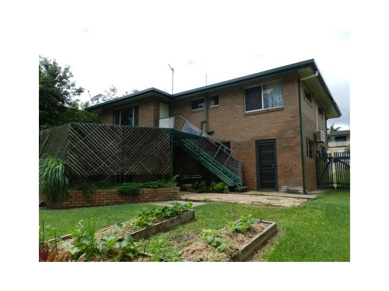 10 Jupiter Street, Telina QLD 4680