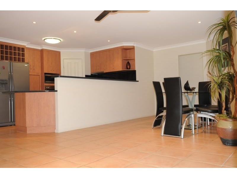 29 Waratah Street, Kin Kora QLD 4680