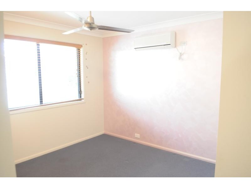 29 Waratah Street, Kin Kora QLD 4680