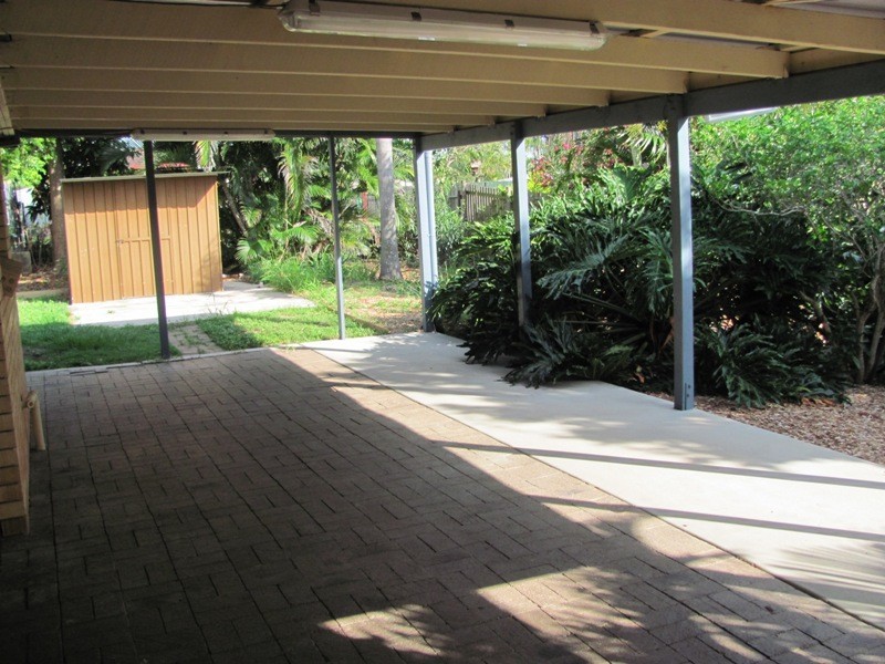 41 Edward Street, Boyne Island QLD 4680