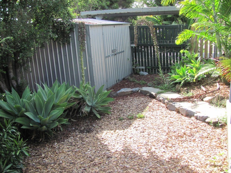 41 Edward Street, Boyne Island QLD 4680