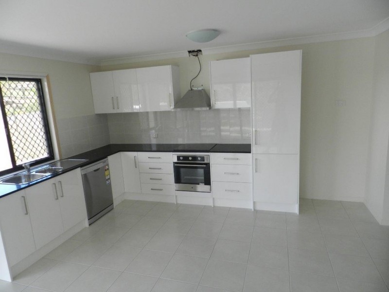 30 Stoneybrook Drive, Glen Eden QLD 4680