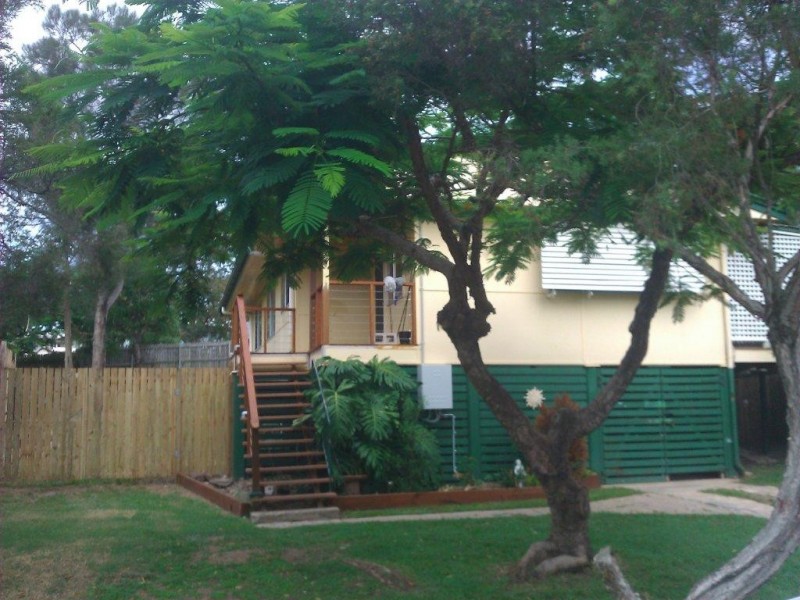 44 Squire Street, Toolooa QLD 4680