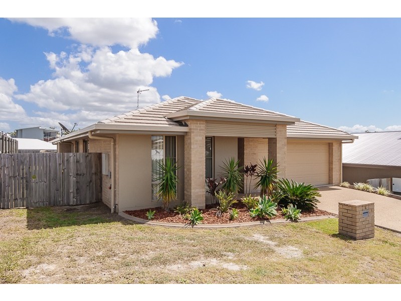 5 Kroombit, New Auckland QLD 4680