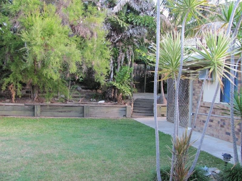 13 Davina Street, Boyne Island QLD 4680