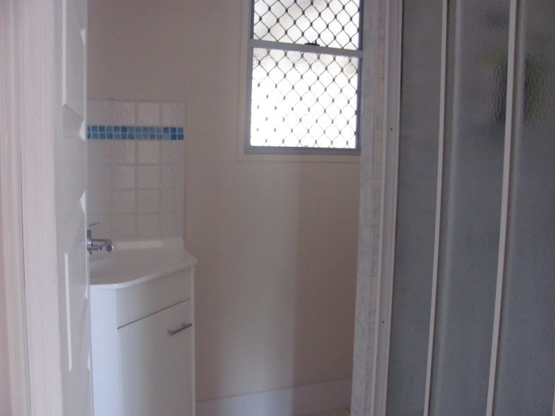 12 Yukana Street, Boyne Island QLD 4680