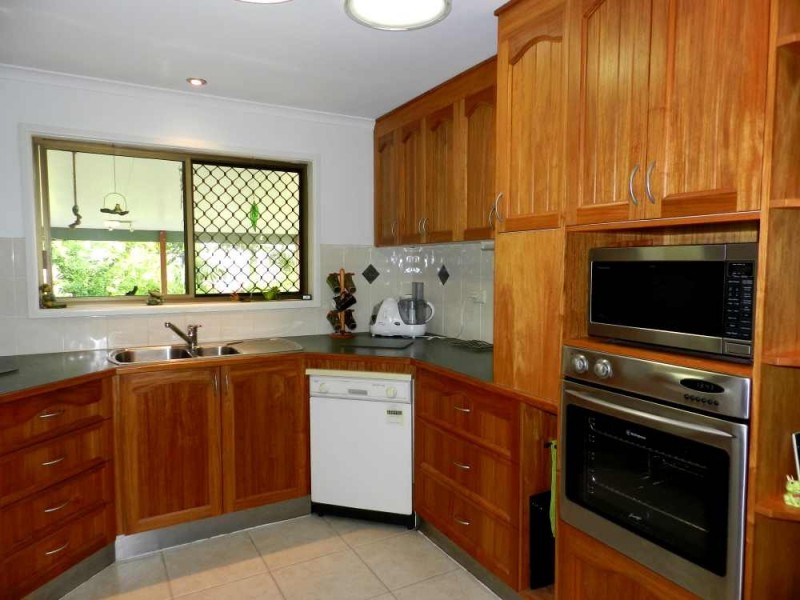 96  Gretel Drive, Clinton QLD 4680
