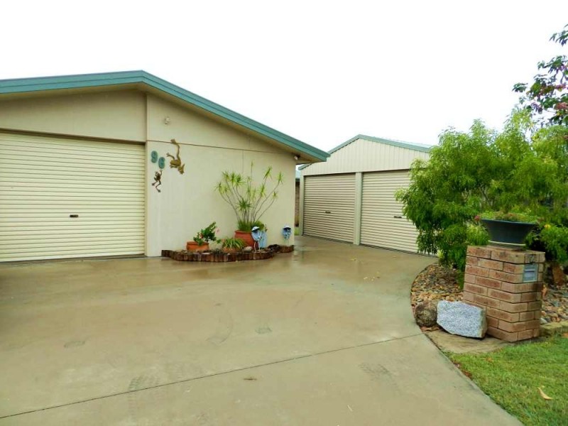 96  Gretel Drive, Clinton QLD 4680