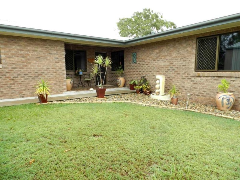 96  Gretel Drive, Clinton QLD 4680