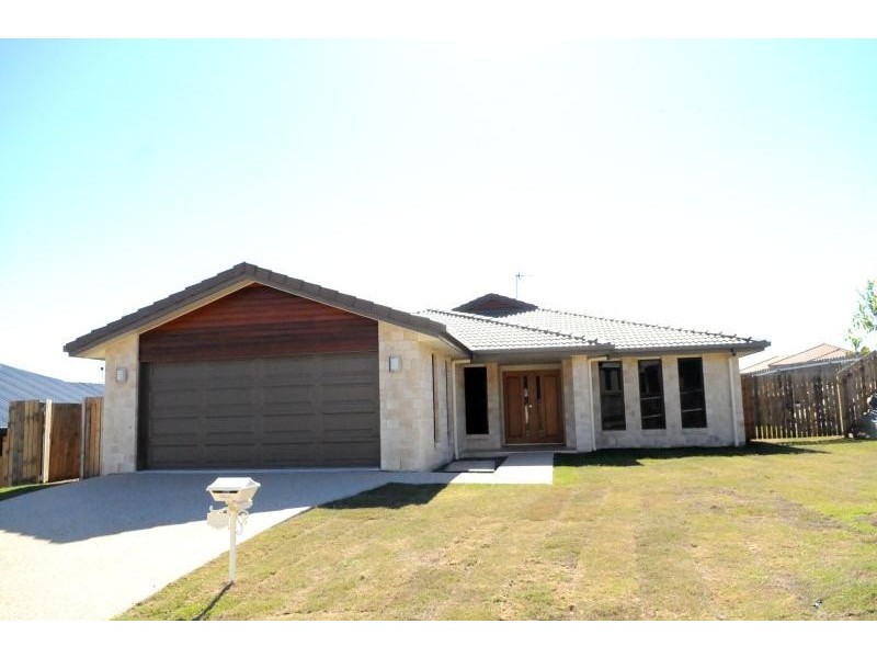 114 Penda Avenue, New Auckland QLD 4680