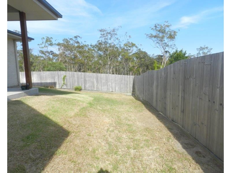 6 Cradle Drive, New Auckland QLD 4680
