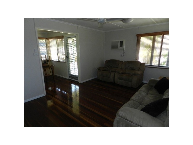 18 Smith Street, Gladstone QLD 4680