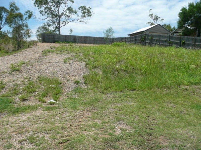 16 Sancturary Place, South Gladstone QLD 4680