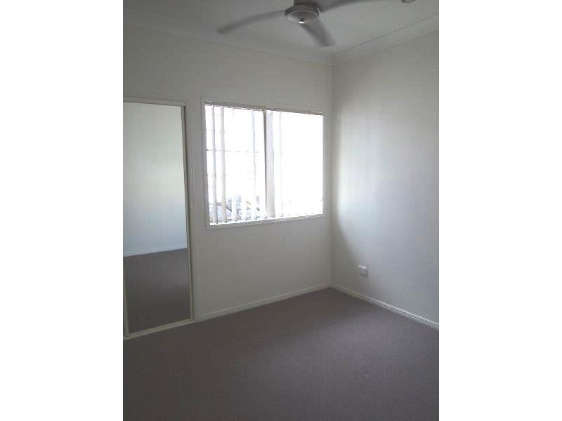 18 Viewpoint Way, New Auckland QLD 4680