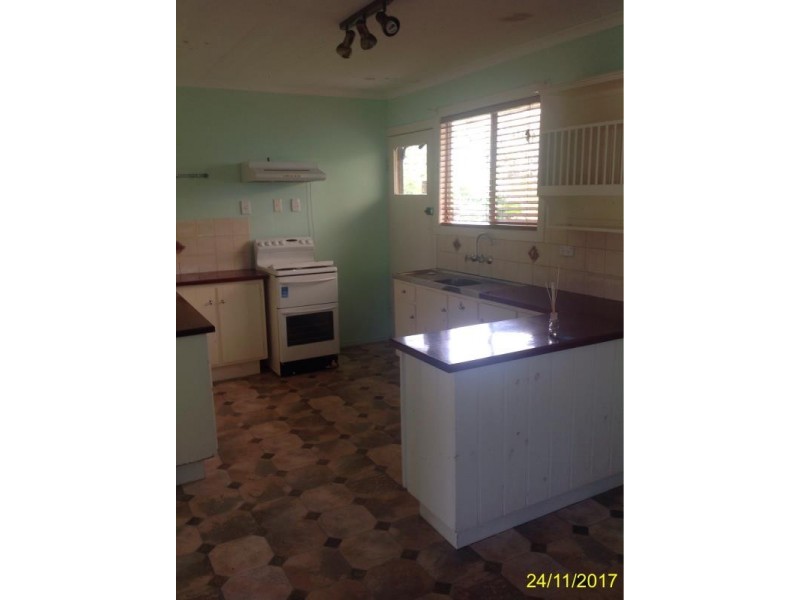 13 Grayson Street, West Gladstone QLD 4680